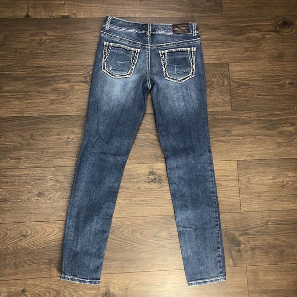 Maurices Denim Jeans Jeggings Distressed  Patch BOHO 3 Long Stretch - Picture 5 of 14